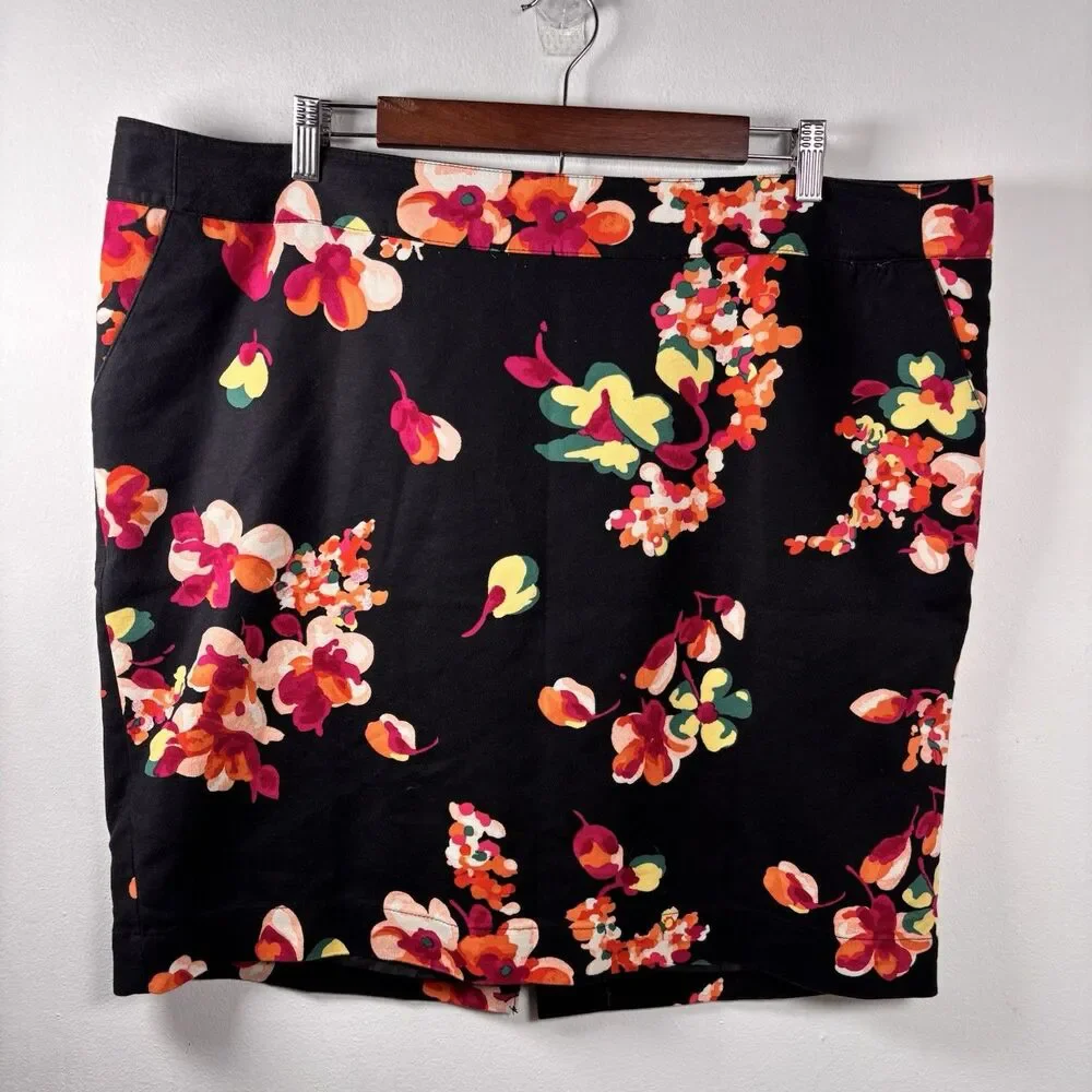 Merona Floral Mini Skirt Size 18 Plus Size Black Multicolor Stretch Cotton